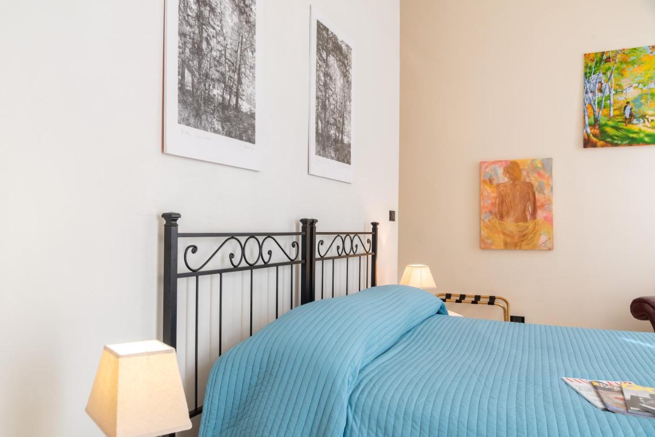トリノ B＆B セントラル ステーション Bed & Breakfast エクステリア 写真