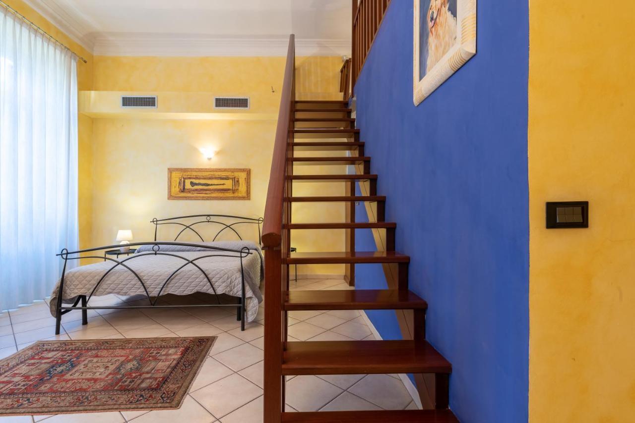 トリノ B＆B セントラル ステーション Bed & Breakfast エクステリア 写真