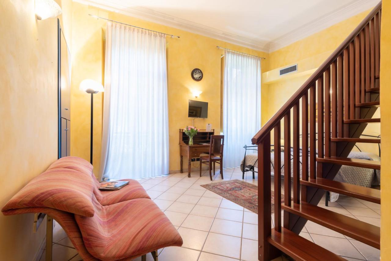 トリノ B＆B セントラル ステーション Bed & Breakfast エクステリア 写真