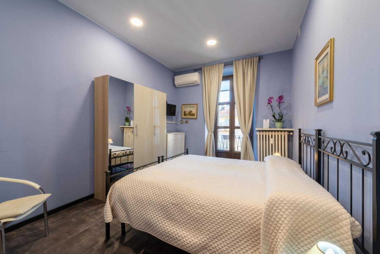 トリノ B＆B セントラル ステーション Bed & Breakfast エクステリア 写真
